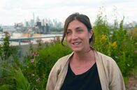 Am Rand des Hauses – Die Aktivistin Anastasia Cole Plakias von Brooklyn Grange, einer der größten Dach-Farmen der USA