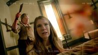 American Horror Story – Agnes Mary Winstead (Kathy Bates, l.); Shelby Miller (Lily Rabe, r.)