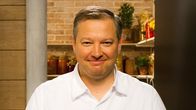 Kochroulette – Andreas Döllerer: „Lammsattel mit Sauce bordelaise, Paprika & Sardelle“.