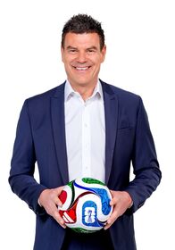 Fußball: Weltmeisterschaft – Bernhard Stöhr.