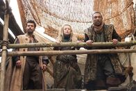Die Musketiere – Porthos (Howard Charles); Flea (Fiona Glascott); Charon (Ashley Walters)