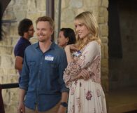 New Girl – David Hornsby (Ed Warner), Lucy Punch (Genevieve).