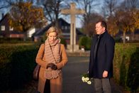 Ein Mädchen wird vermisst – Der Tod ihrer Tochter Nele wird für Christa Sommer (Sandra Borgmann, l.) und Holger Sommer (Martin Lindow, r.) zur schweren Belastungsprobe für ihre Beziehung.