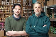 Kulturplatz – Aargauer Künstlerduo mzwei im Atelier; Kulturplatz Kunst im Gefängnis – Nutzlos oder nötig? Aargauer Künstlerduo mzwei im Atelier Copyright: SRF