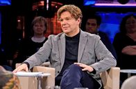 Nachtcafé – Moderator Michael Steinbrecher präsentiert das "Nachtcafé".