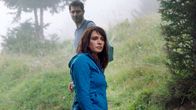 Le Chalet – Alice Bordaz (Agnes Delchair) und Manu Laverne (Marc Ruchmann)