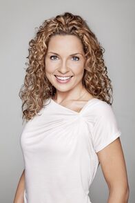 Anna und die Liebe – Kennt auch die Schattenseiten des Lebens: Nina (Maria Wedig) ...