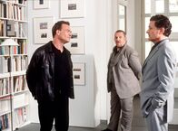 Tatort – Tauber (Hans Uwe Bauer, r) wird von den Kommissaren Ballauf (Klaus J. Behrendt, l.) und Schenk (Dietmar Bär, Mitte) verhört.
