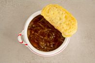 Silvia kocht – „Französische Zwiebelsuppe mit Bergkäse Crouton“ von Wolfgang Knechtl.