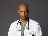 Code Black – (2. Staffel) - Dr. Campbell (Boris Kodjoe) übernimmt die Leitung im Angels Memorial und sorgt dafür, dass seine Ärzte sich an die Vorschriften halten ...