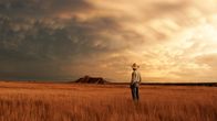 The Rider – Seit seinem schweren Rodeounfall fühlt sich Brady (Brady Jandreau) nutzlos und alleingelassen.