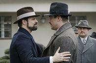 Babylon Berlin – Babylon Berlin Staffel 3 Folge 1 Wiedervereintes Unterwelt-Duo: Misel Maticevic als der Armenier, Roland Zehrfeld als Walter Weintraub Copyright: SRF/X Filme Creative Pool GmbH/ARD Degeto Film GmbH/Sky Deutschland/WDR/Beta Film GmbH/Frédéric Batier