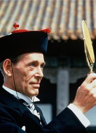 Der letzte Kaiser – Peter O'Toole als Sir Reginald Johnston.