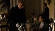 Grand Hotel – l-r Benjamín(Manuel de Blas,l),Sofía Alarcón(Luz Valdenebro,r)