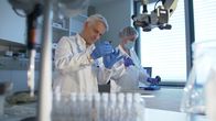 Ermittler! – Die Arbeit im Labor: unverzichtbar für die Auswertung von DNA-Spuren.