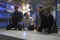 Future Man – v.l.n.r.) Wolf (Derek Wilson); Josh Futturman (Josh Hutcherson); Tiger (Eliza Coupe)