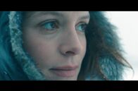 Maroni - Im Reich der Schatten – Auf Chloé Bresson (Stéphane Caillard) wird in nächster Zeit viel Veränderung zukommen. Gut, dass sie nicht allein ist und auf François zählen kann.