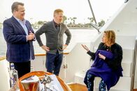 Modern Family – Eric Stonestreet (Cameron Tucker), Jesse Tyler Ferguson (Mitchell Pritchett), Elizabeth Banks (Sal).