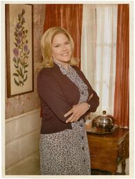 The Kids Are Alright – Mary McCormack (Peggy Cleary).
