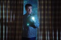 The Rookie – John Nolan (Nathan Fillion) geht seinem Verdacht nach dem Maulwurf des LAPD nach.