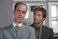Die Rosenheim-Cops – L-R: Arthur Pauling (Holger Daemgen) and Sven Hansen (Igor Jeftic)