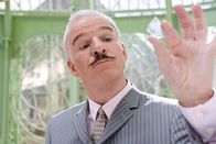 Der rosarote Panther 2 – Der legendäre Diamant "Der Rosarote Panther" wurde gestohlen - ein Fall für den "Panther"-Experten Inspektor Jacques Clouseau (Steve Martin).