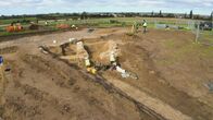 Schätze des Römischen Reichs – Amphitheater nach dem Vorbild des Kolosseum wurden in den entferntesten Regionen des Römischen Reiches errichtet. Noch heute stößt man auf ihre Überreste, wie zum Beispiel im heutigen Richborough in England.