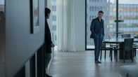Over Water - Im Netz der Lügen – v.l.n.r.: Walid (Soufrance Chilah) ist der Handlanger von De Beco (Kevin Janssens)