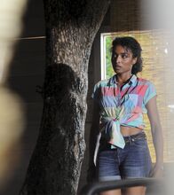 Death in Paradise – Camille (Sara Martins).