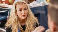 Claws – Jenn Lyon (Jennifer).