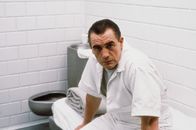 Classix - Filmklassiker im BR: Manhunter: Roter Drache – Hannibal Lecktor (Brian Cox) gibt sich als Helfer für Graham aus, verfolgt aber ganz eigene Ziele.