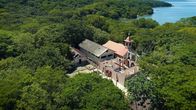Lost Places – Die malerisch gelegene Insel San Lucas wurde als Gefängnis für einige der berüchtigtsten Verbrecher, Diebe, Mörder und Killer Costa Ricas.