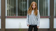 Muspilli – Bipolare sucht Verschwörungstheoretiker: ein Blind Date mit Folgen Josefine Preuß spielt in „Muspilli“ Fina, eine bipolare, frisch geschiedene Mutter einer fünfjährigen Tochter
