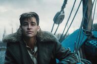 Wonder Woman – Der Soldat kommt nach Hause: Chris Pine als Steve Trevor