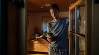 Der Bergdoktor – Der Bergdoktor Staffel 13 Folge 6 Am Handy: Heiko Ruprecht als Hans Gruber