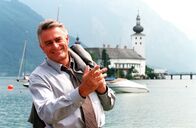 Schlosshotel Orth – Klaus Wildbolz (Wenzel Hofer).
