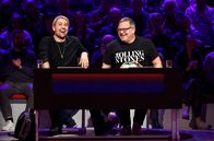 Wer weiß denn sowas? – Rateteam-Kapitän Elton (r.) und der Geiger David Garrett (l.) bilden ein Rateteam.
