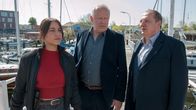 Tatort – Eingeschworenes Kieler Team: Mila Sahin (Almila Bagriacik), Klaus Borowski (Axel Milberg, M.) und Chef Roland Schladitz (Thomas Kügel, r.).