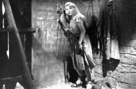 Manon hat Oberwasser – Manon (Jacqueline Pagnol) legt sich auf die Lauer, um Ugolin zu überführen.