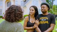 MacGyver – Riley Davis (Tristin Mays, l.); Wilt Bozer (Justin Hires, r.)