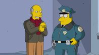 Die Simpsons – Steve Ballmer (l.); Chief Wiggum (r.)