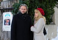 Sturm der Liebe – ARD STURM DER LIEBE FOLGE 1496 Uhr im ERSTEN. Michael (Erich Altenkopf, l.) entschuldigt sich bei Rosalie (Natalie Alison, r.) für sein schlechtes Benehmen ihr gegenüber.