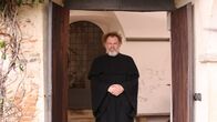 The Little Hours – Vater Tommasso (John C. Reilly)