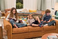 Splitting Up Together – Splitting Up Together (2018)