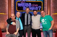 Wer weiß denn sowas? – v.r.).