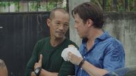 Almost Paradise – L-R: Alex Walker (Christian Kane) und Ernesto Alamares (Arthur Acuña)