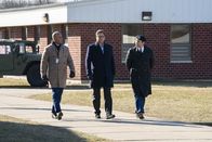Bull – (v.l.n.r.) Chunk Palmer (Christopher Jackson); Jason Bull (Michael Weatherly); Colonel Victor Taggert (Lou Diamond Phillips)