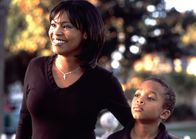 Big Mama's Haus – Sherry (Nia Long, l.); Trent (Jascha Washington, r.)