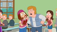 Family Guy – Mike Pulaski (M.r.) ist neu an der Schule und macht es Meg (M.l.) nicht leicht ...