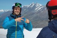 Signes – Signes Macht Sport glücklich? Mitten auf der Piste mit dem gehörlosen Skistar Philipp Steiner